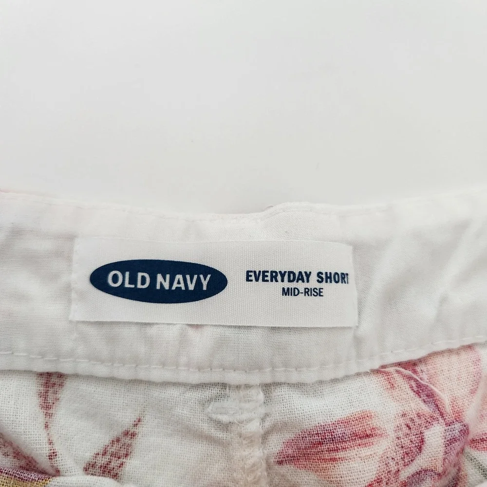 Floral Linen Shorts Women's size‎ 8 White Botanical Mid Rise EUC